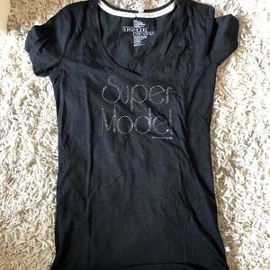 Victoria’s Secret Supermodel tee size M NWT